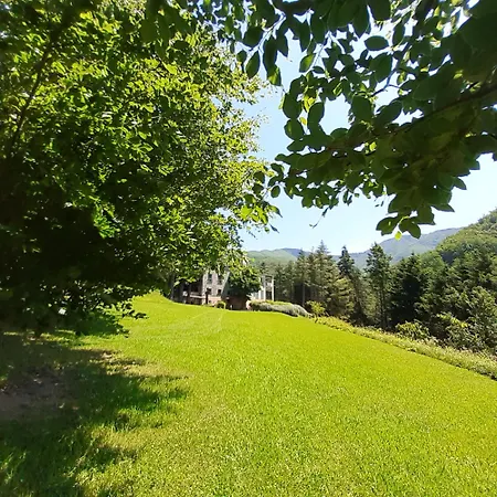 Il Bosco Di Campo Marzano 펜션 보르조나사